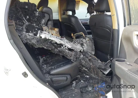 2014 Nissan Pathfinder Sl из США, поврежденный, VIN 5N1AR2MN9EC670160